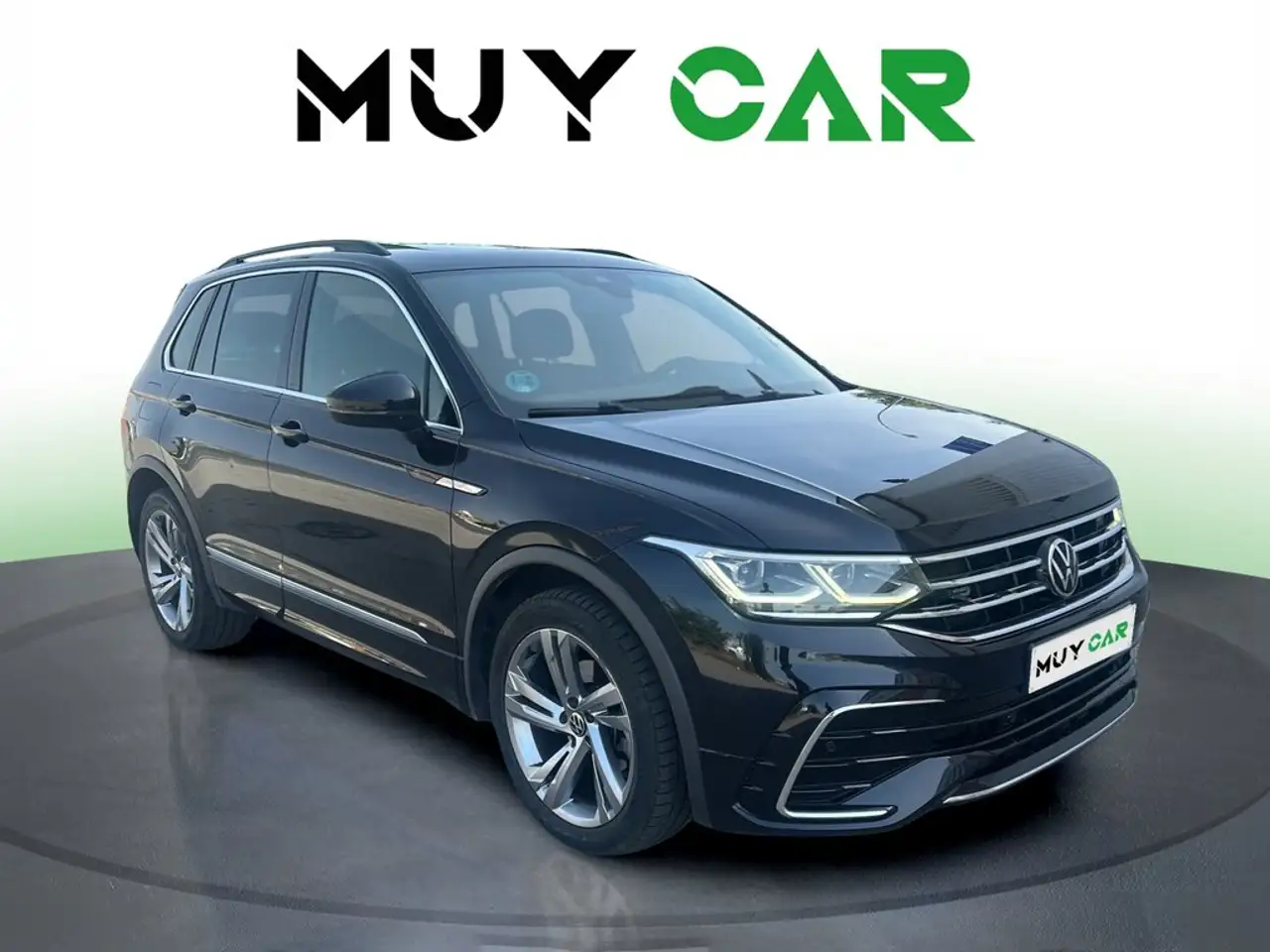 Volkswagen Tiguan 2.0TDI R-Line DSG 110kW — photo 1 of 22