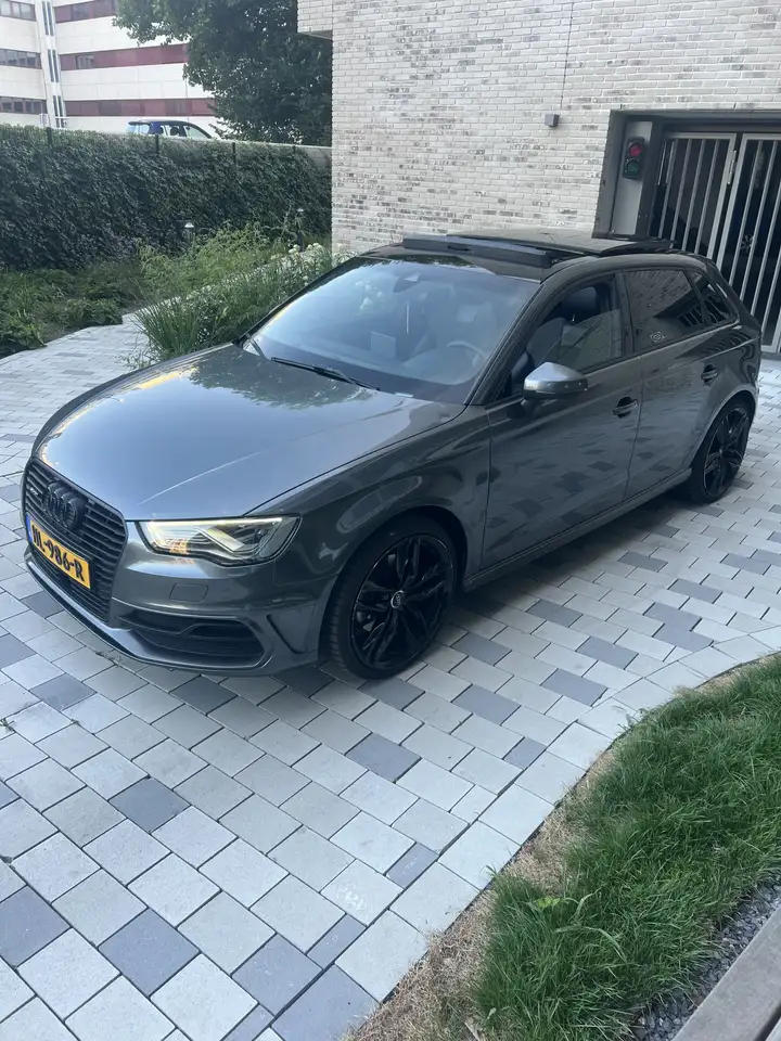 Audi A3 1.4 Amb. PL+ E-tron — photo 1 of 16