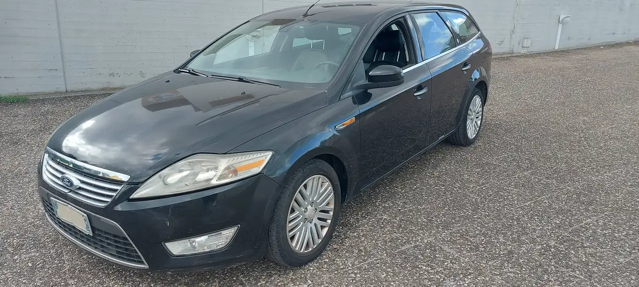 Ford Mondeo SW 2.0 tdci Ghia — photo 1 of 15
