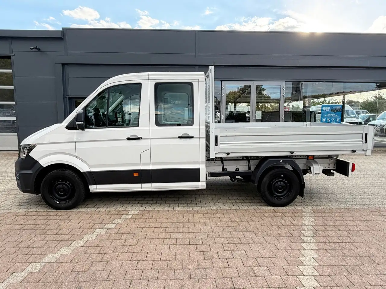 2023 Volkswagen Crafter Pritsche/DOKA 35 L2 *AHK2,8t* Klima, photograph 10