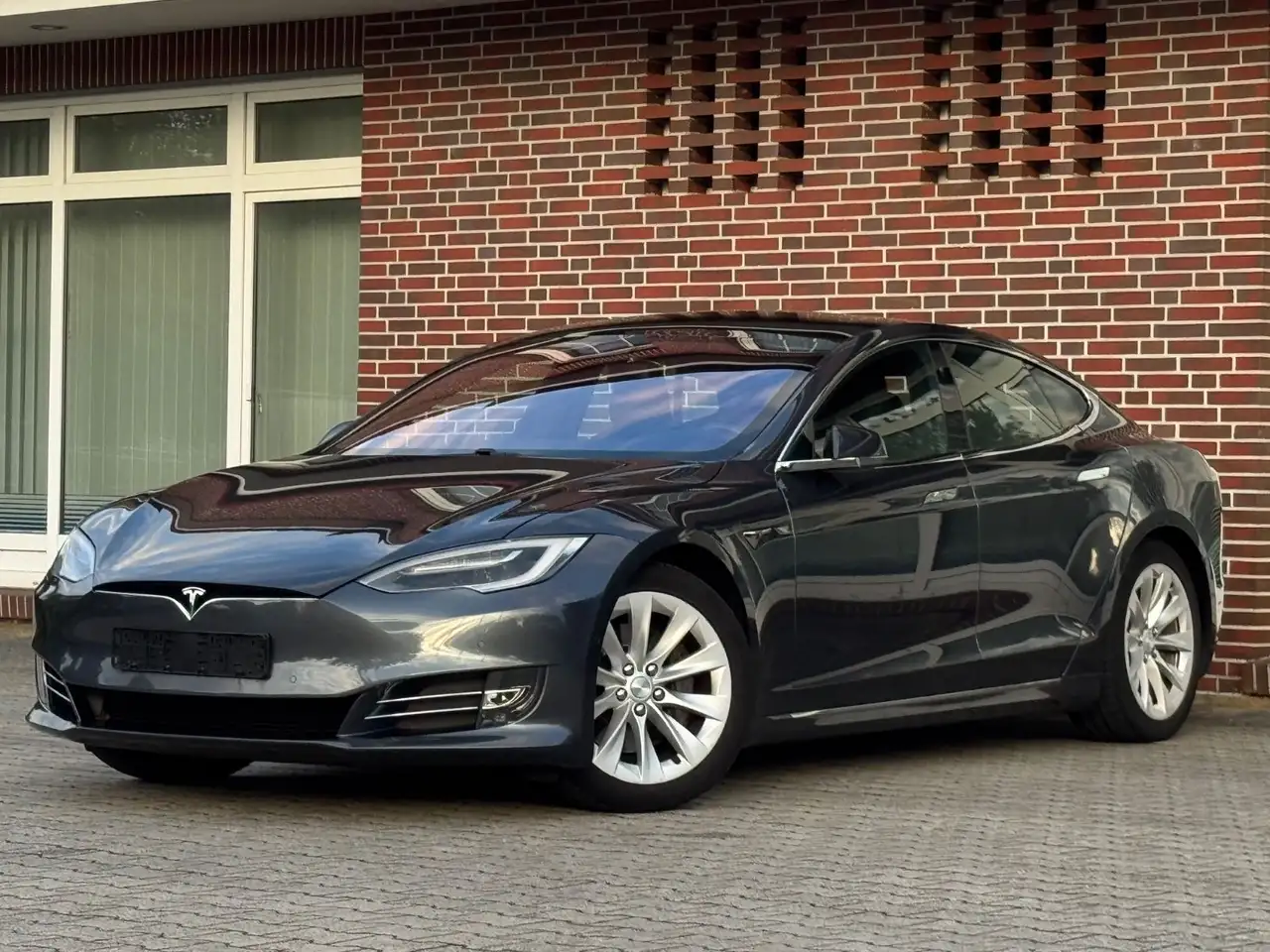 Tesla Model S 75*HW3*FSD/FULL SELF-DRIVING*MCU2*LEDER* — photo 1 of 34