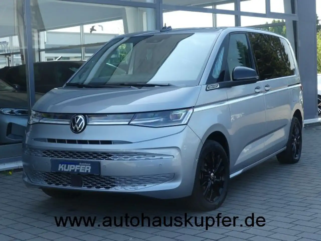 Volkswagen T7 Multivan Lg AHK°Harm.Kard°ACC°Stdhzg1Hd — photo 1 of 27