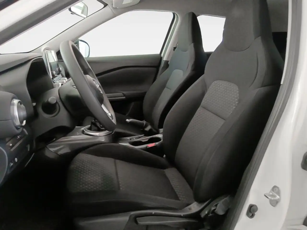 2024 Nissan Juke 1.0 DIG-T Acenta 4x2 114, photograph 11