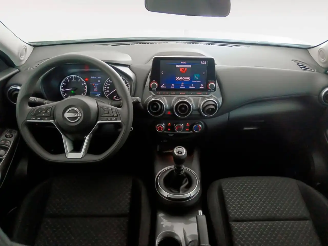 2024 Nissan Juke 1.0 DIG-T Acenta 4x2 114, photograph 9
