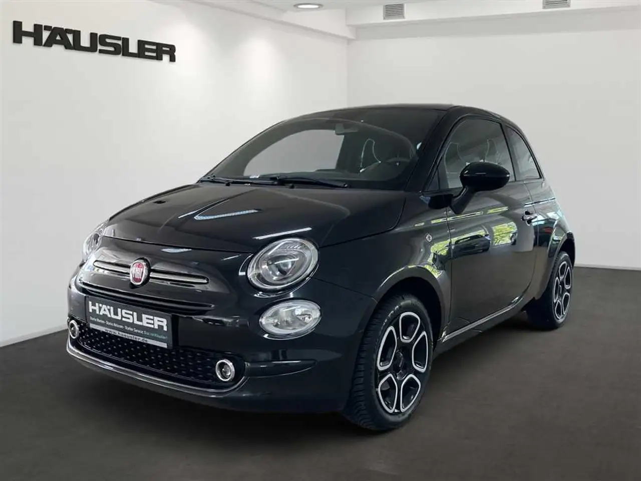 Fiat 500 Club 1.0 Klima PDC Apple Carplay — photo 1 of 15