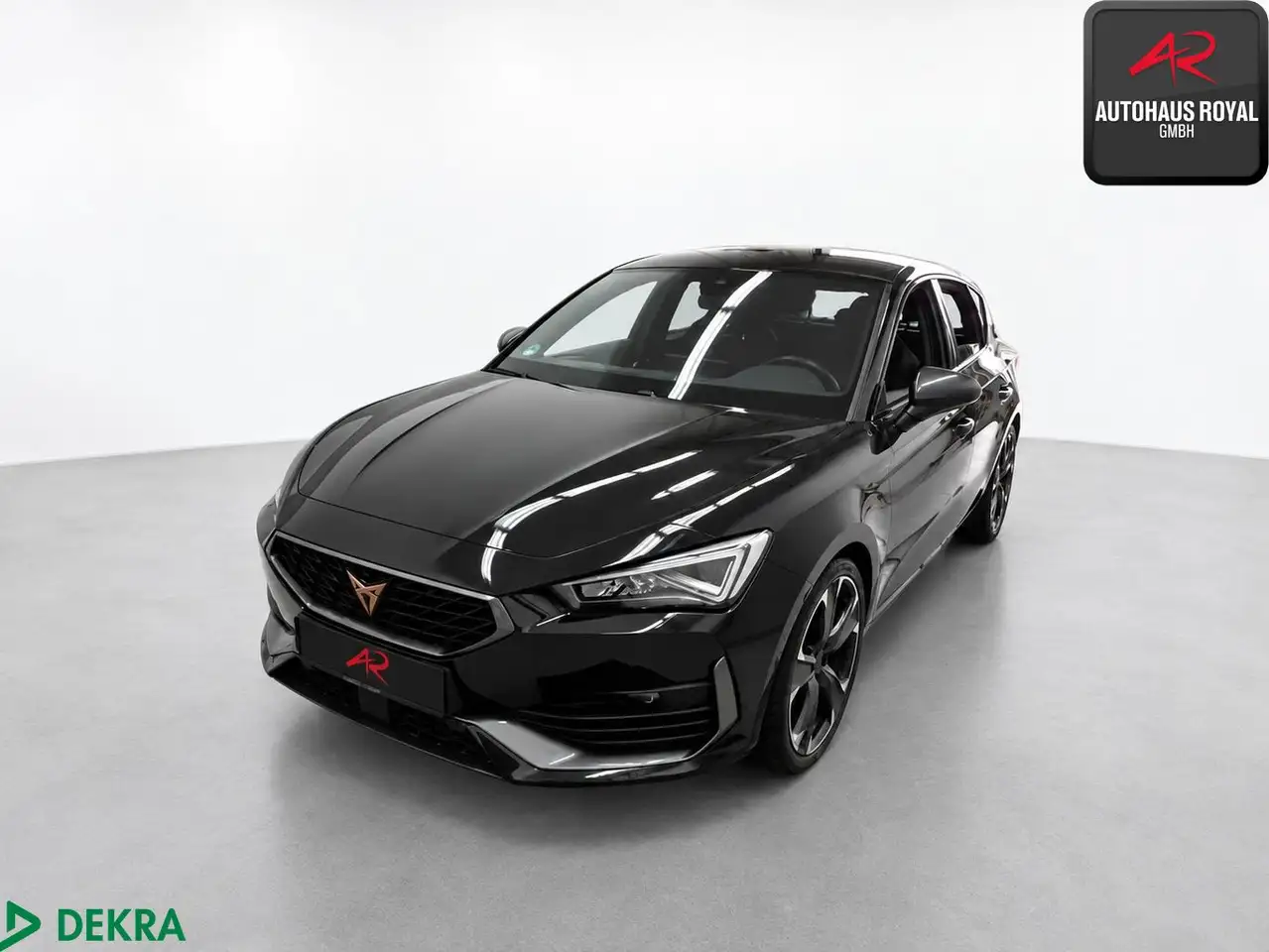 CUPRA Leon 2.0 TSI VZ KAMERA,PARKLENK,ACC,KESSY,PDC — photo 1 of 3