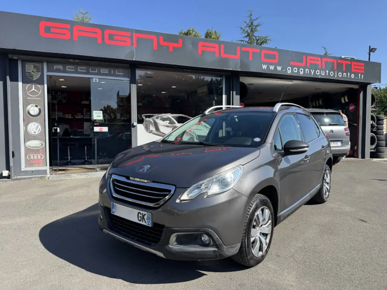 Peugeot 2008 1.6 VTI ALLURE — photo 1 of 18
