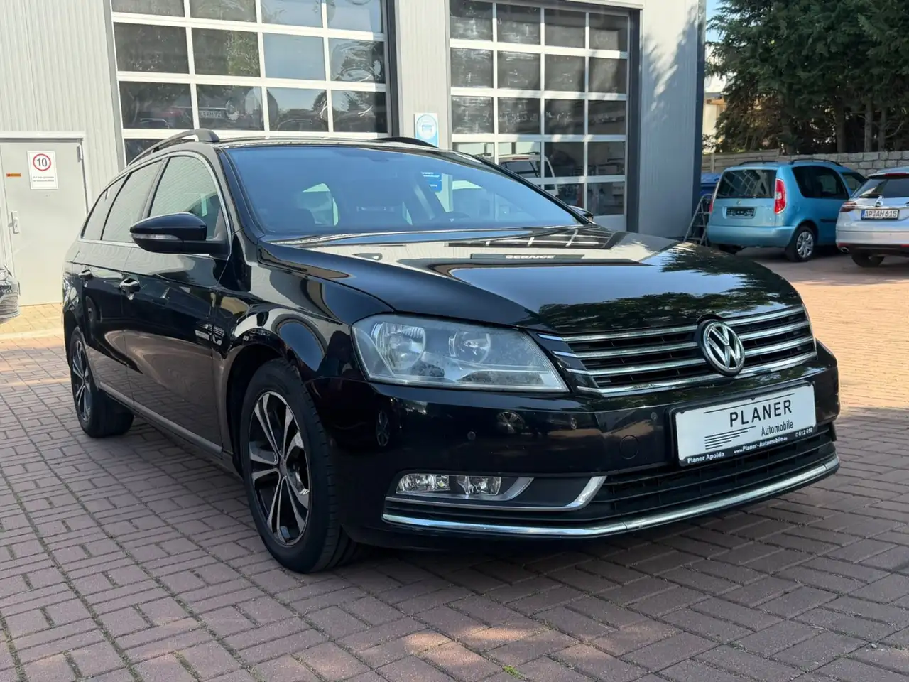 Volkswagen Passat Variant Passat Comfortline AHK Naci Sitzh. Service neu — photo 1 of 15