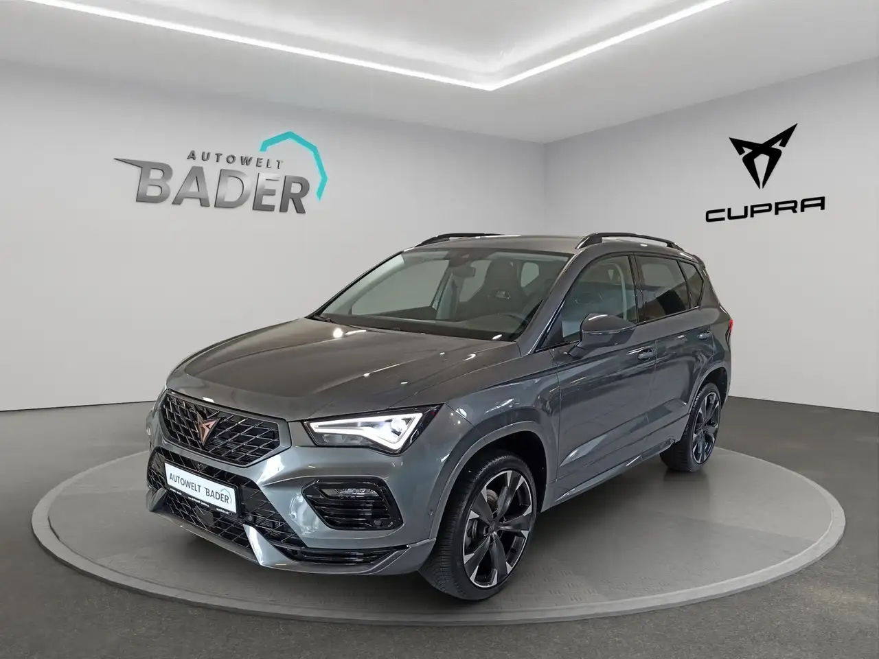 SEAT Ateca 1.5 TSI AHK Beats Audio 360° Kamera — photo 1 of 21