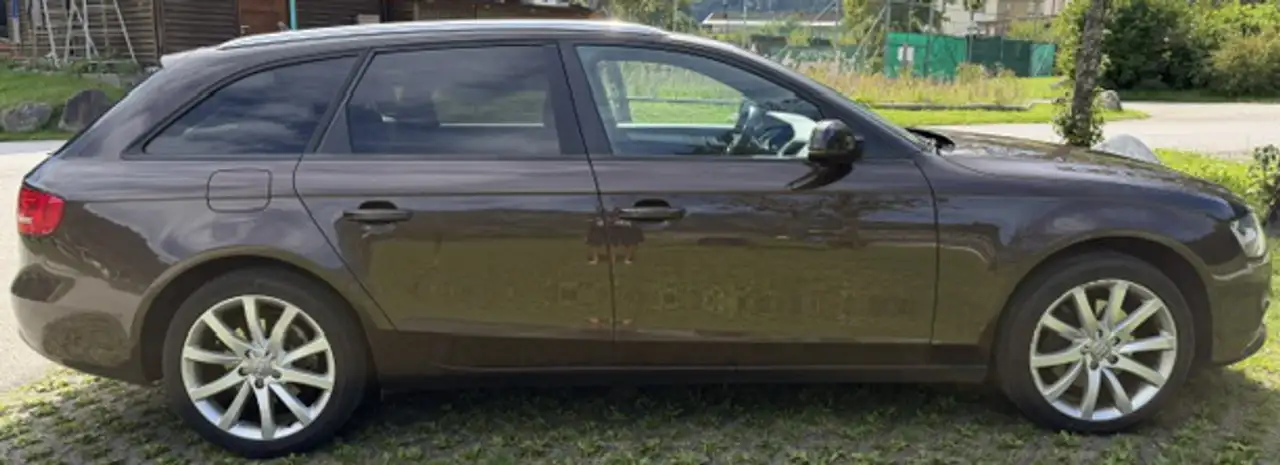 Audi A4 A4 Avant 2,0 TDI quattro — photo 1 of 8