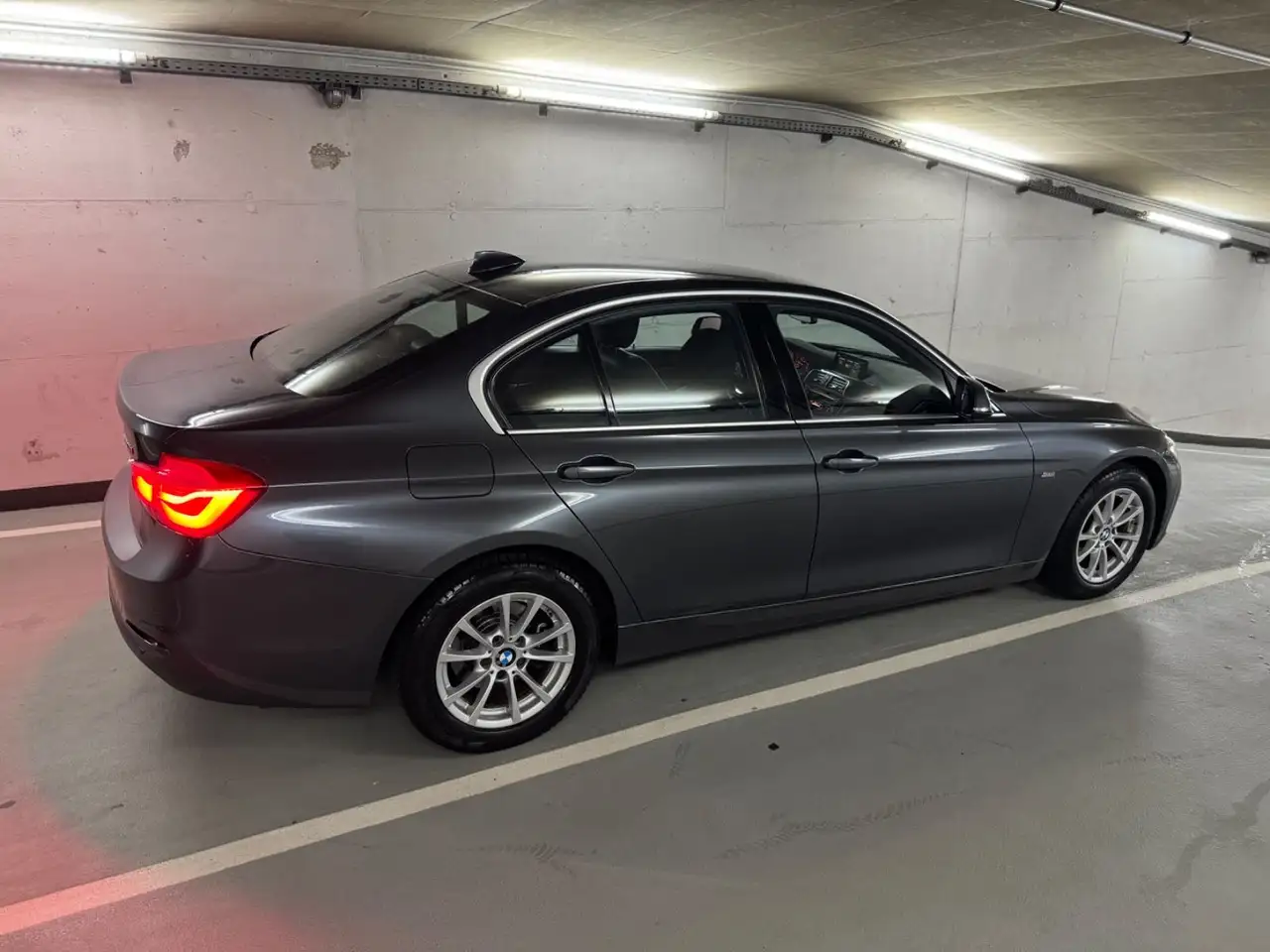 2017 BMW 320 iA Lim. |SportLine|NaviProf|LED|Leder|LCI|, photograph 5