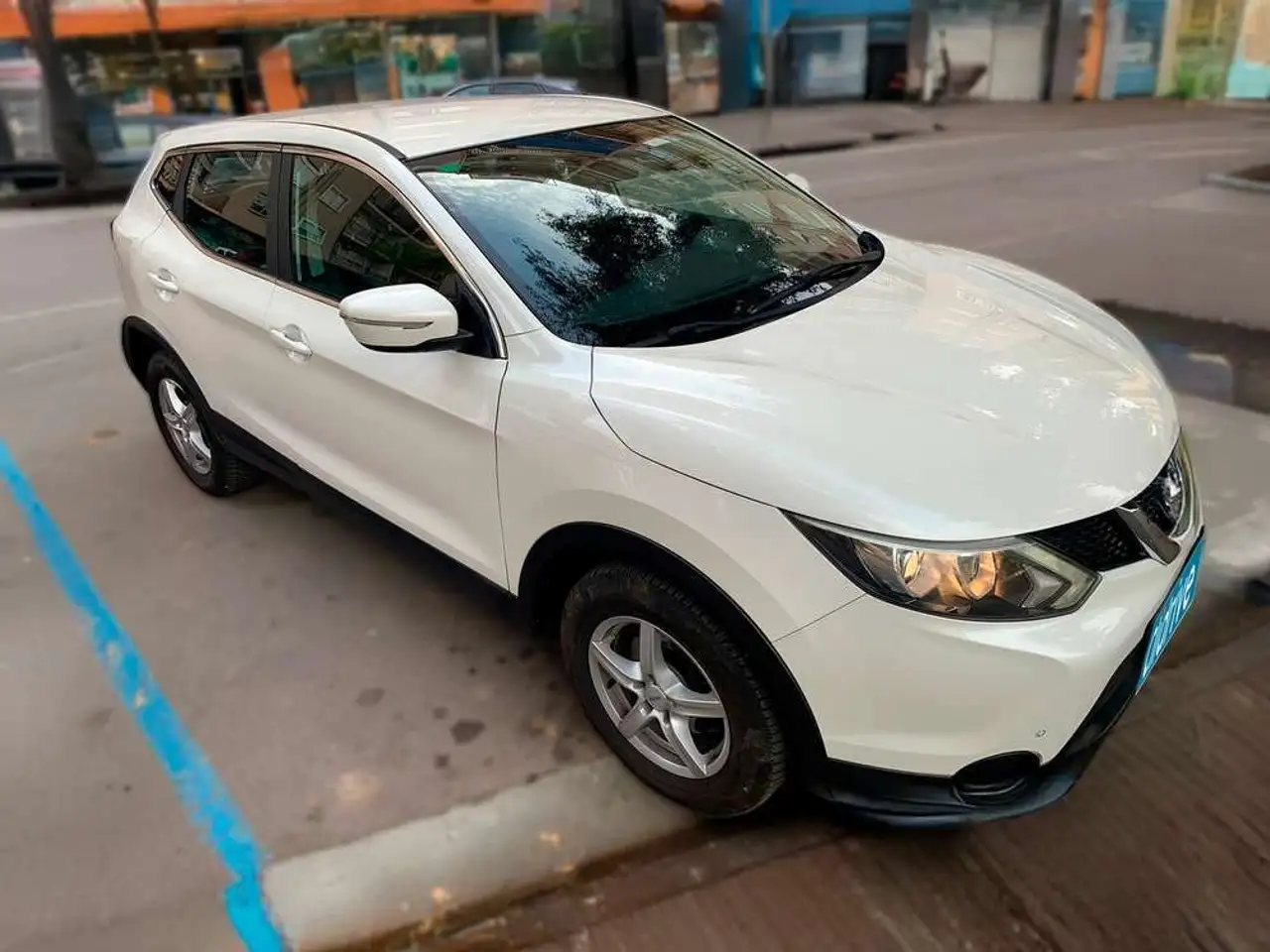 Nissan Qashqai 1.2 DIG-T Acenta — photo 1 of 10