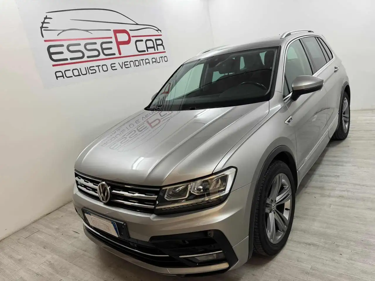 Volkswagen Tiguan 1.5 TSI Style ACT BlueMotion Technology — photo 1 of 10