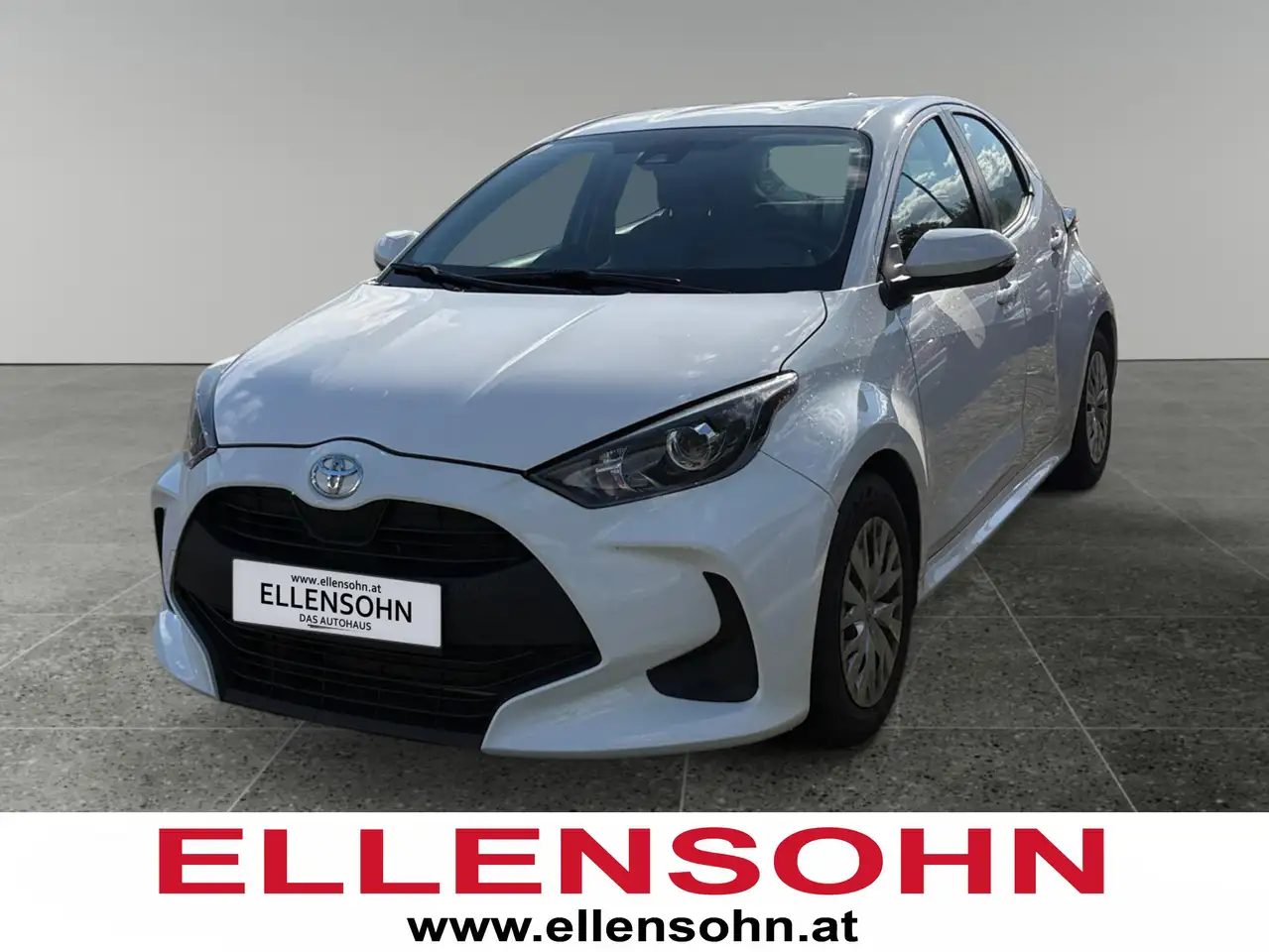 Toyota Yaris Yaris - 1,0 l 5-türig Active — photo 1 of 2