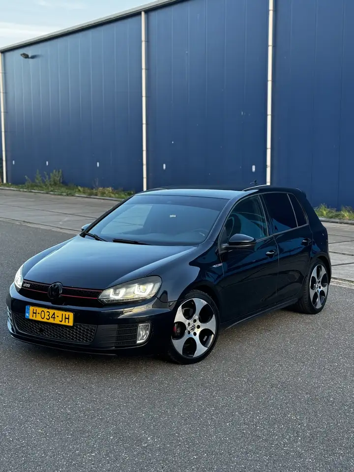 Volkswagen Golf 2.0 GTI DSG K04-TURBO UPGRADE — photo 1 of 19