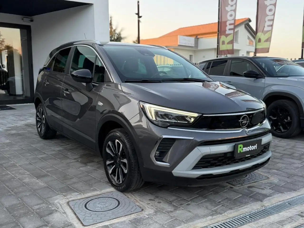 Opel Crossland Crossland 1.2 Ultimate s — photo 1 of 15