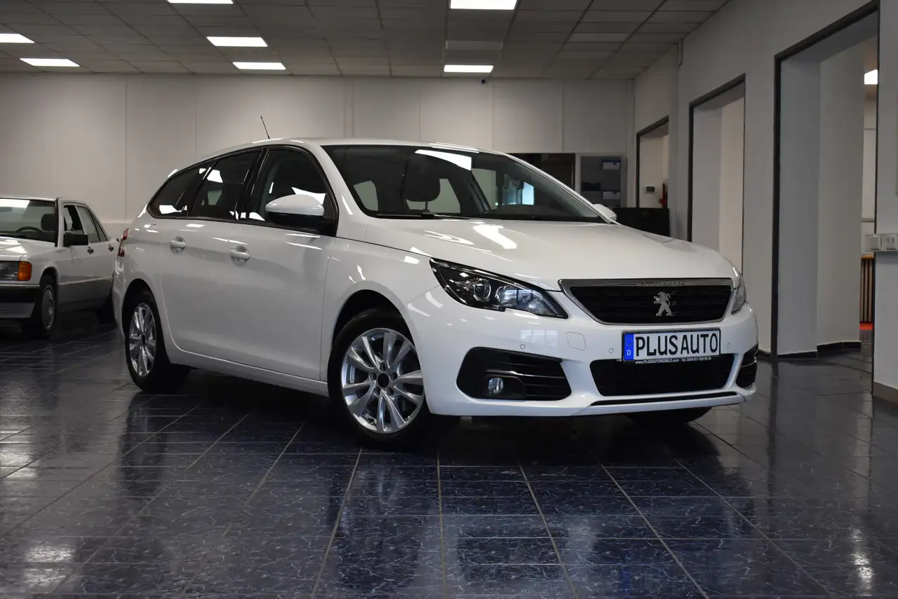 2020 Peugeot 308 SW Active Navi Kamera PDC 1-Hand AHK, photograph 2