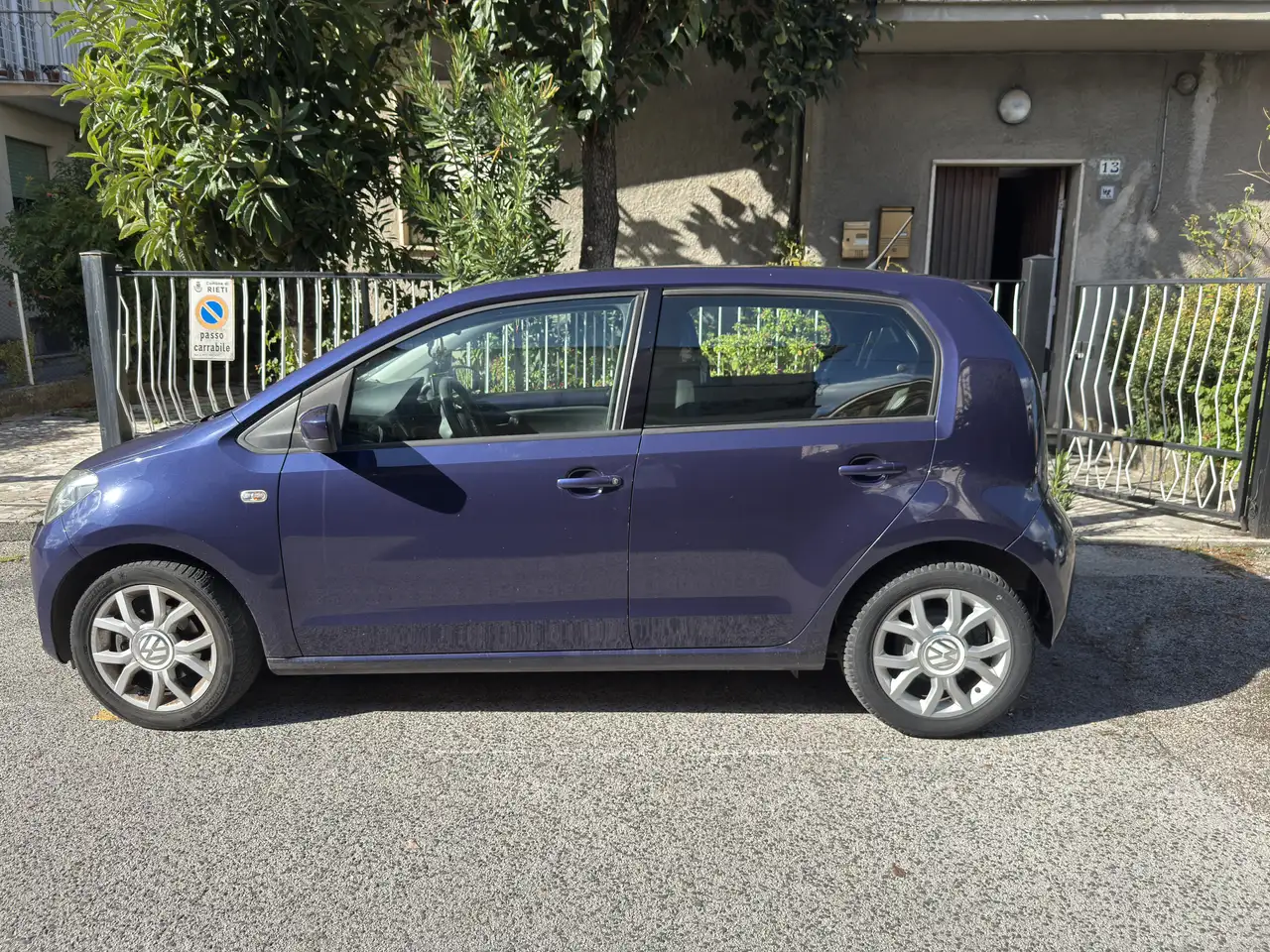 Volkswagen up! 5p 1.0 eco Move 68cv E6 — photo 1 of 13