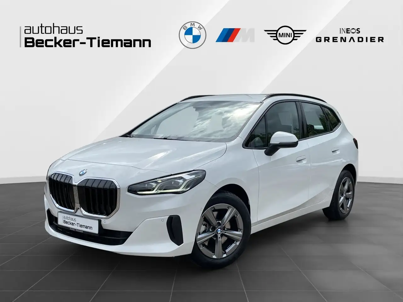 BMW 220 i Active Tourer/ AHK/ Adap. LED/ RFK/ DAB — photo 1 of 15
