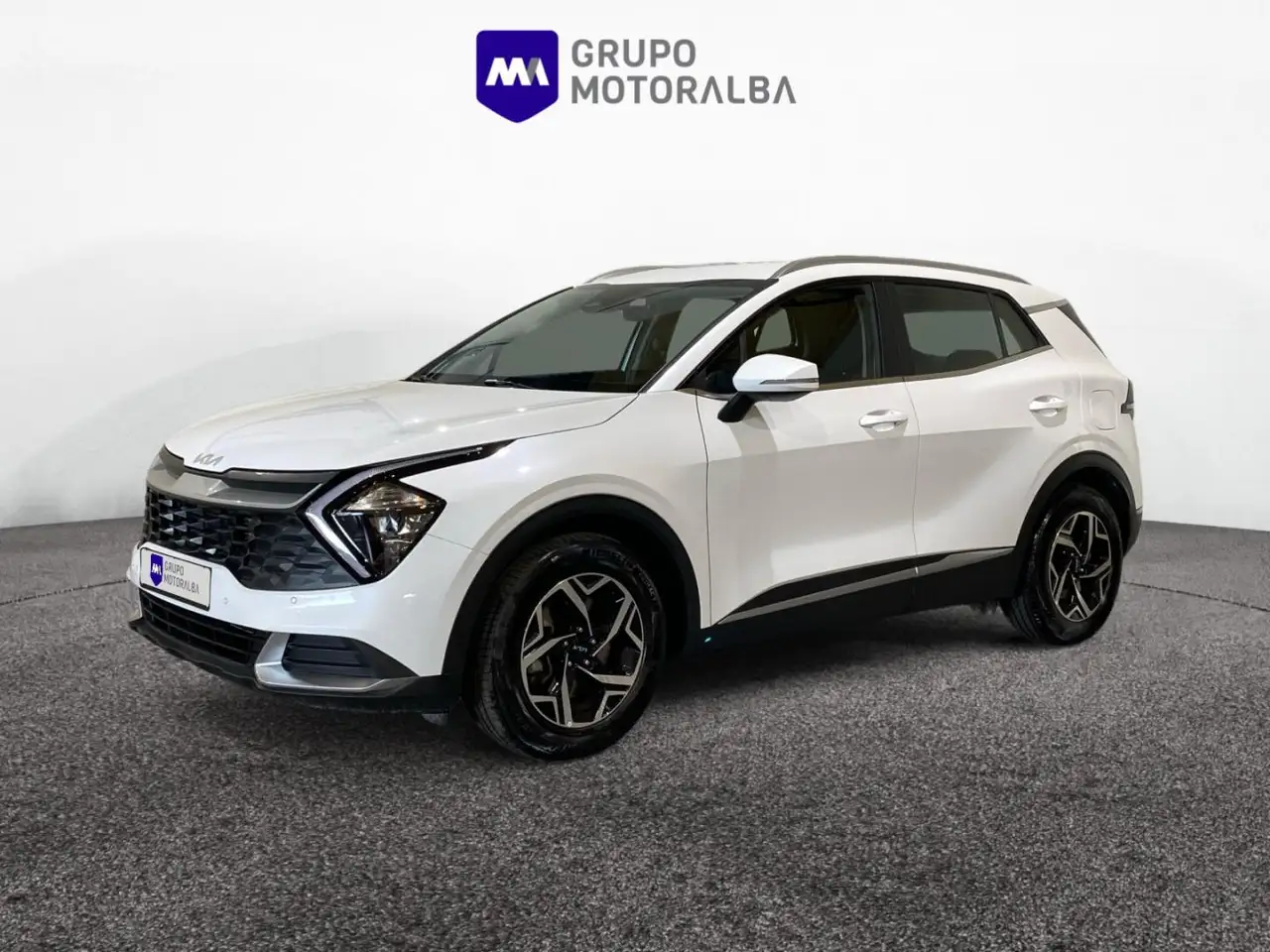 Kia Sportage 1.6 T-GDi MHEV Business DCT 4x2 160 — photo 1 of 20
