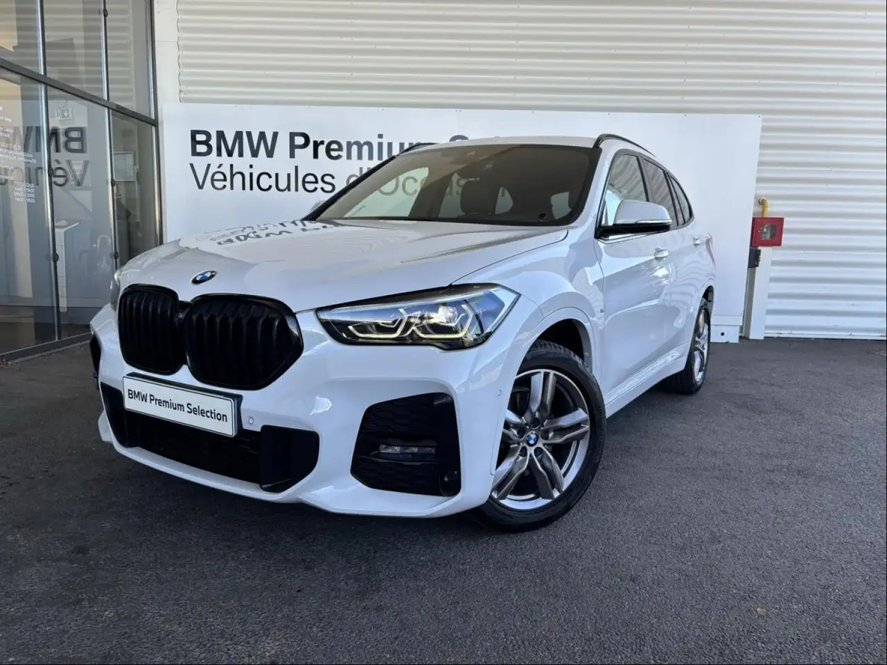 BMW X1 sDrive18dA 150ch M Sport — photo 1 of 20