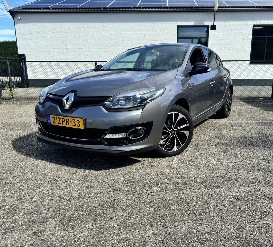Renault Megane 1.2 TCe GT-Line — photo 1 of 18
