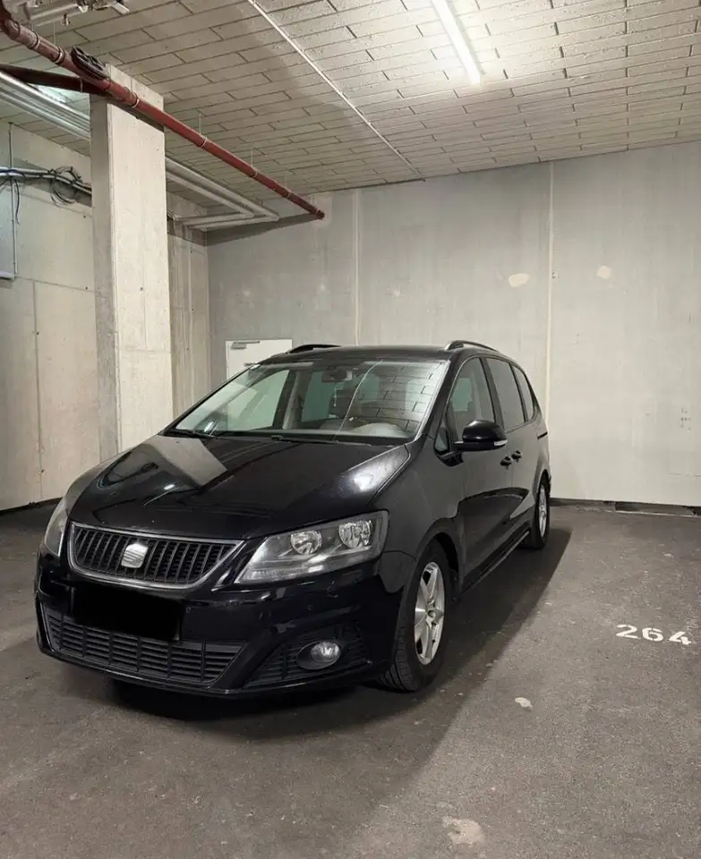 SEAT Alhambra 2.0TDI Combi — photo 1 of 15