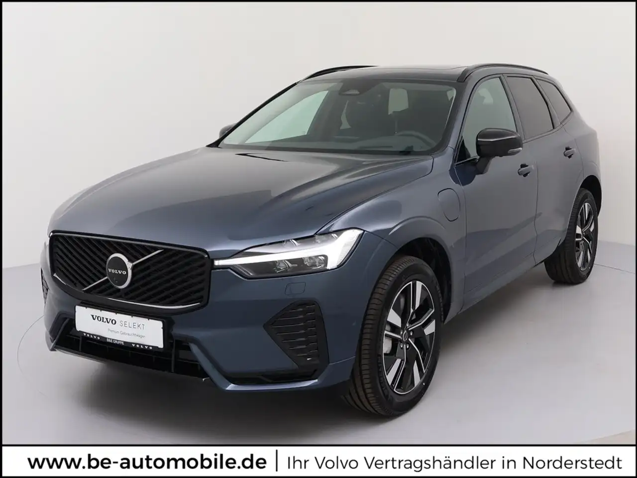 Volvo XC60 T8 AWD Plus Dark Recharge *Panorama*Head-Up*360* — photo 1 of 40
