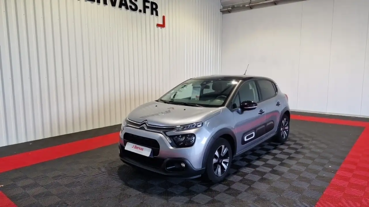 Citroen C3 PURETECH 110 SS BVM6 SHINE — photo 1 of 32