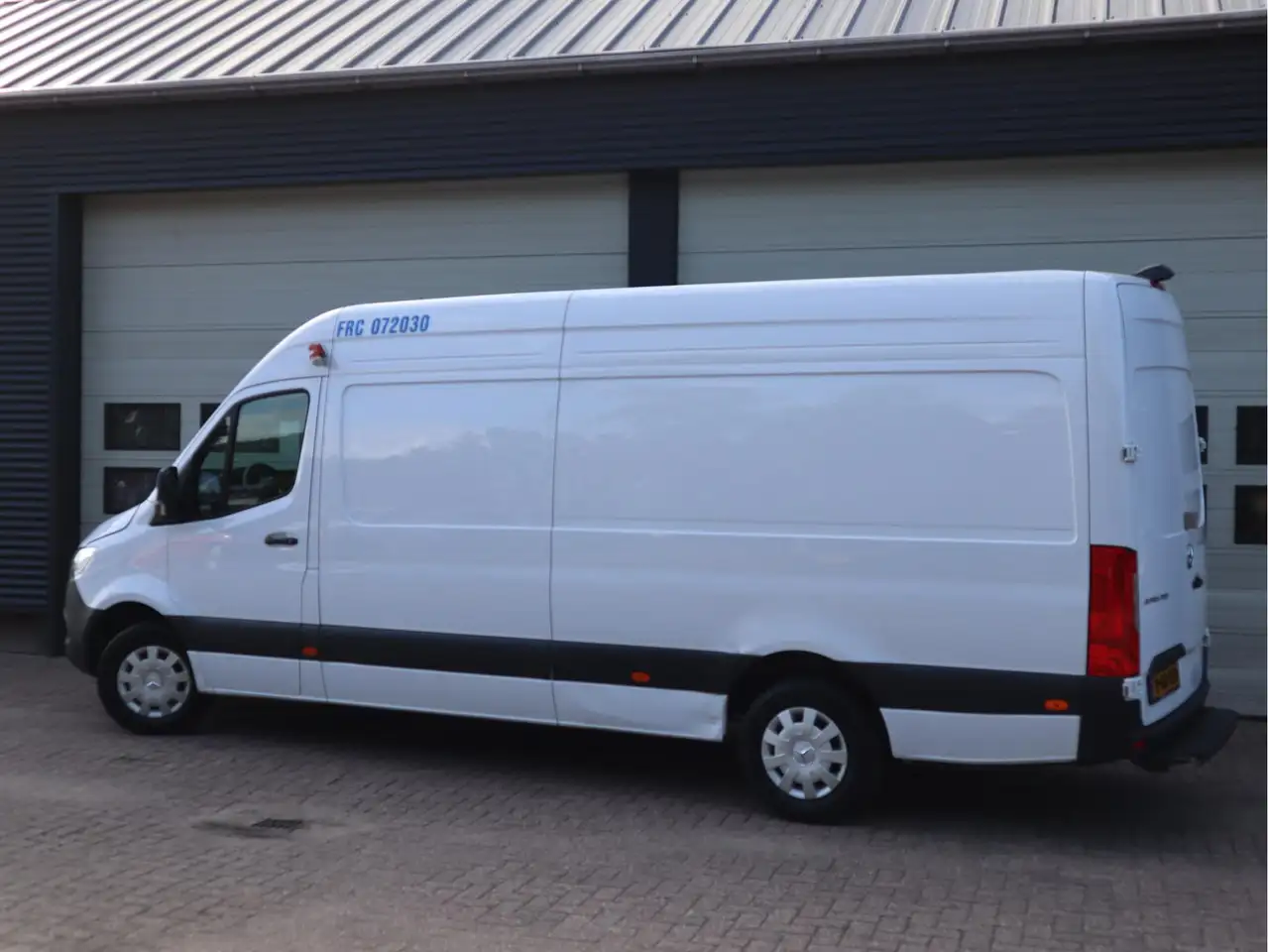 2024 Mercedes-Benz Sprinter 317 CDI Automaat L3H2 - Pharma Medizin - Koelwagen, photograph 9