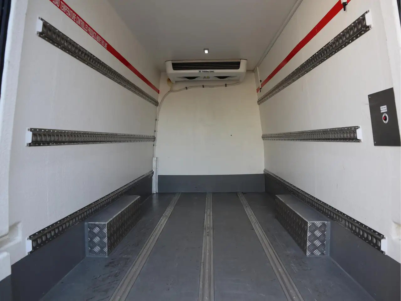 2024 Mercedes-Benz Sprinter 317 CDI Automaat L3H2 - Pharma Medizin - Koelwagen, photograph 11