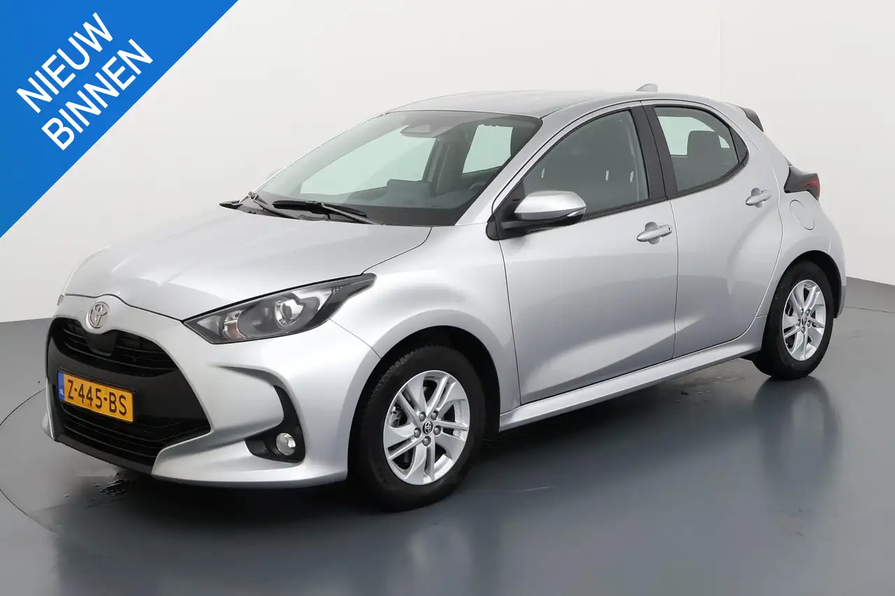 Toyota Yaris 1.5 HYBRID 115 ACTIVE I AUTOMAAT I APPLE CARPLAY I — photo 1 of 18