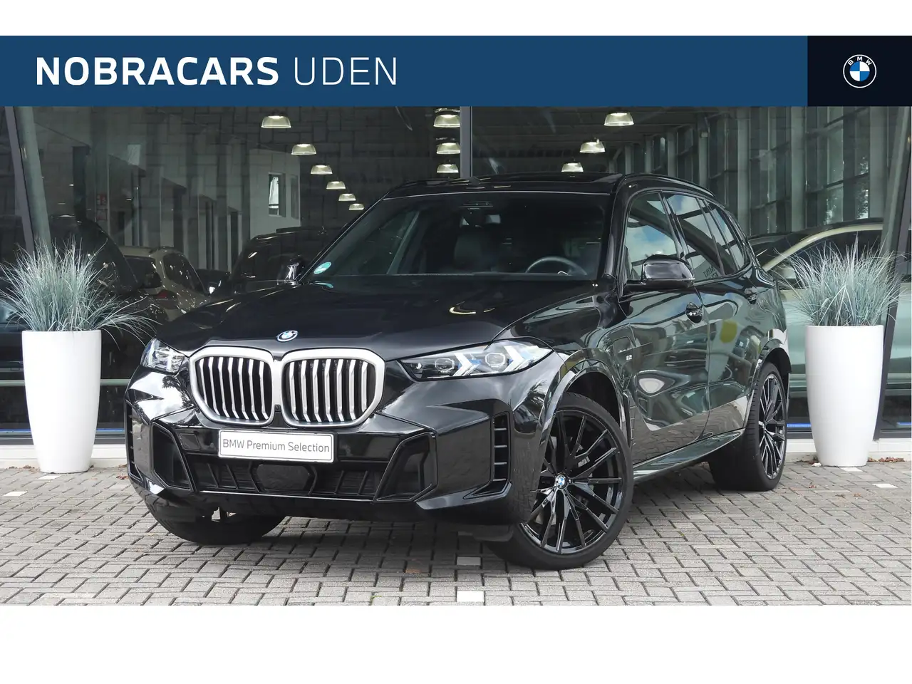 BMW X5 xDrive50e M Sport Automaat / Panoramadak / Sportst — photo 1 of 15