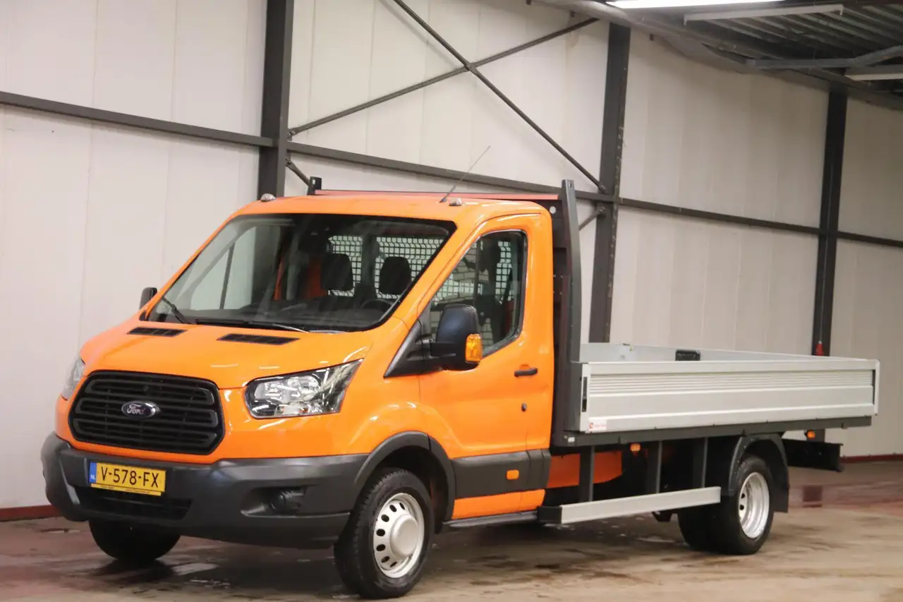 Ford Transit OPEN LAADBAK DUBBELLUCHT Ford Transit met nieuwe N — photo 1 of 17