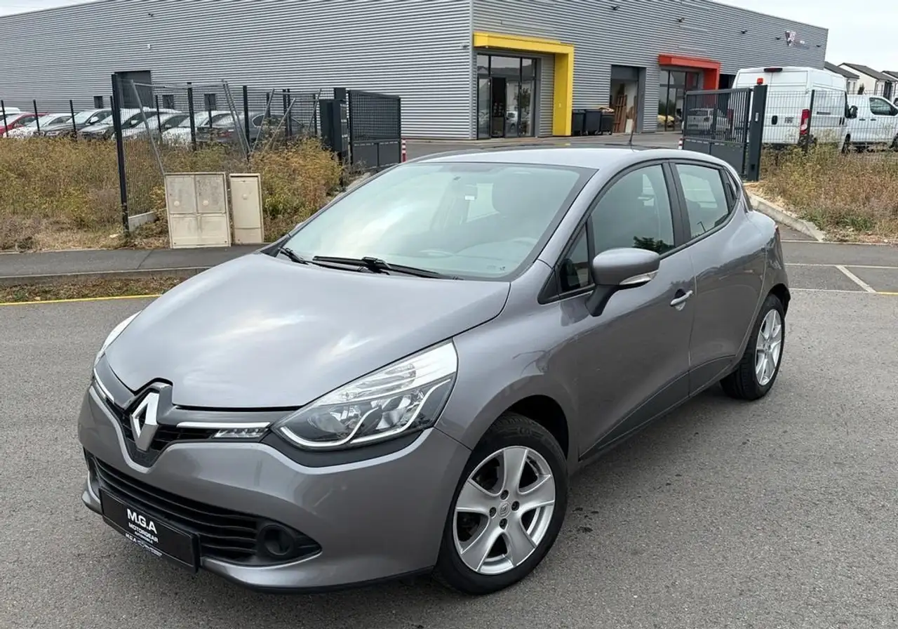 Renault Clio IV 0.9 DYNAMIQUE 90 CH — photo 1 of 9