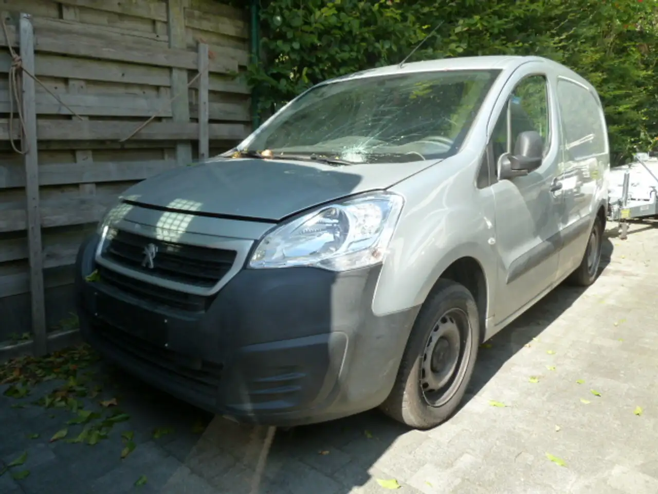 Peugeot Partner Partner 1.6 BlueHDi 100pk, airco, veel opties, 12900km!!!, 5750+btw — photo 1 of 15
