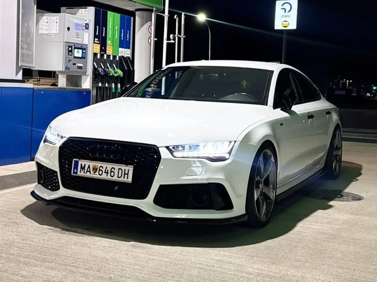 Audi A7 A7 Sportback 3,0 TDI Sport quattro S-tronic Sport — photo 1 of 7