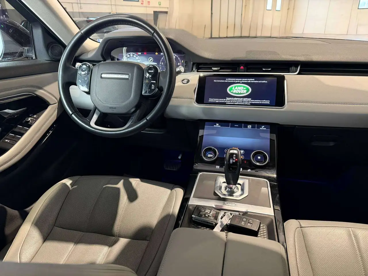 2019 Land Rover Range Rover Evoque Range Rover Evoque II 2019 2.0d i4mhevSE awd 180CV, photograph 8
