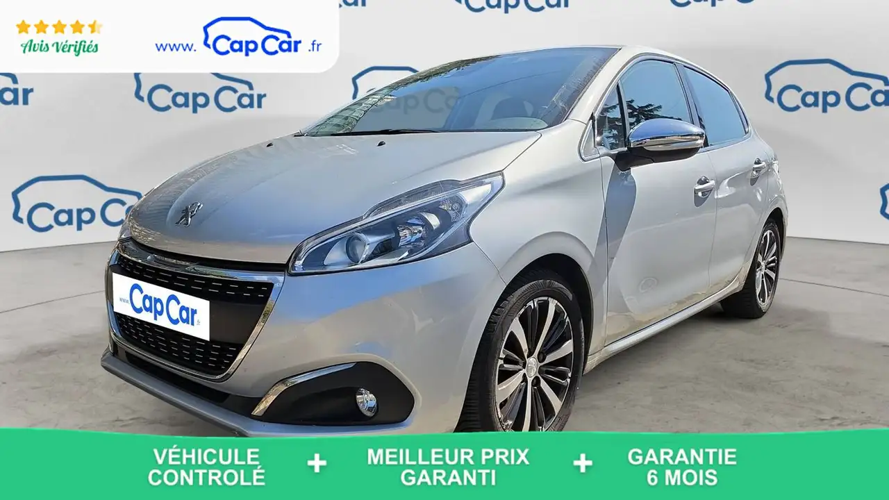 Peugeot 208 1.2 PureTech 82 Style — photo 1 of 29
