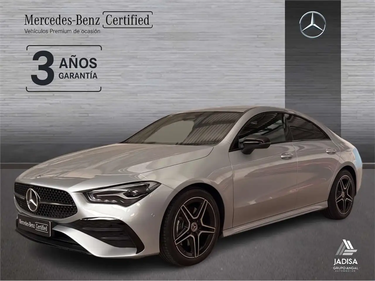 Mercedes-Benz CLA 220 D DCT — photo 1 of 40