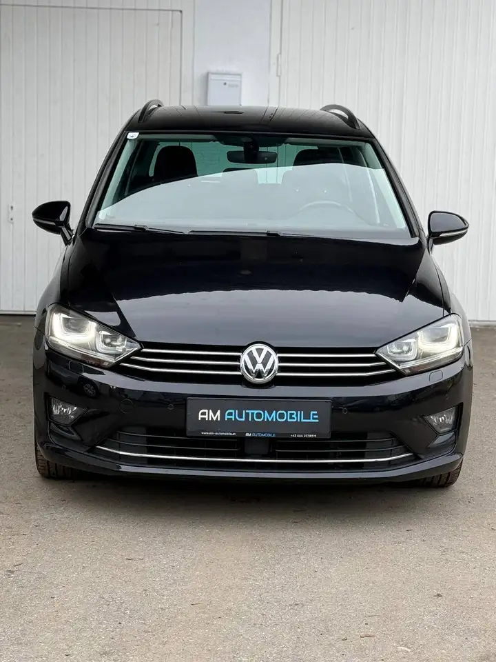Volkswagen Golf Sportsvan Golf Sportsvan Comfortline 1,6 BMT TDI DSG Comfortline — photo 1 of 16