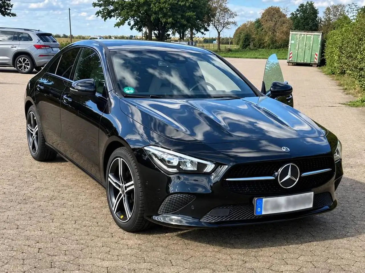 Mercedes-Benz CLA 180 CLA 180 d 7G-DCT Progressive — photo 1 of 16