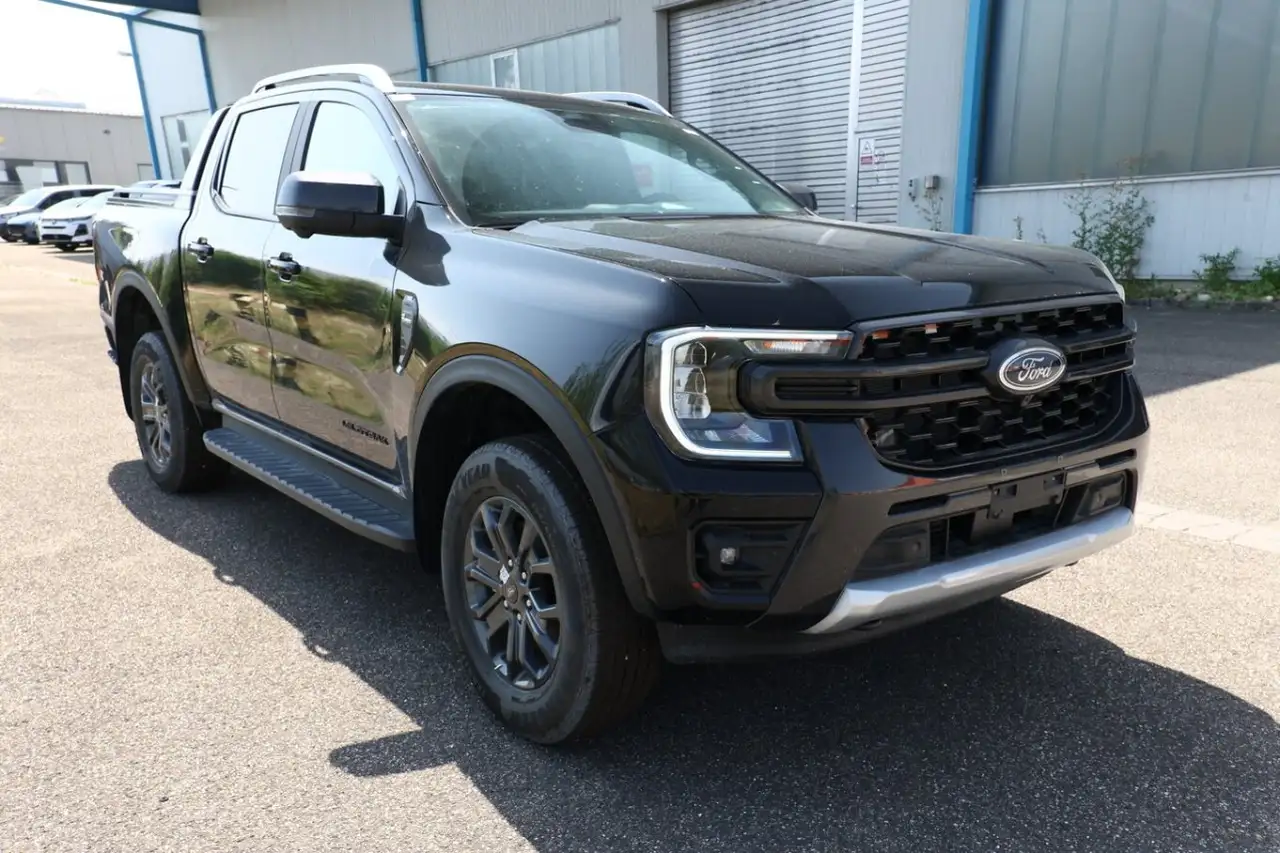 Ford Ranger Ranger 2.0 DC Wildtrak awd 205cv auto Rollo e Gancio traino — photo 1 of 11
