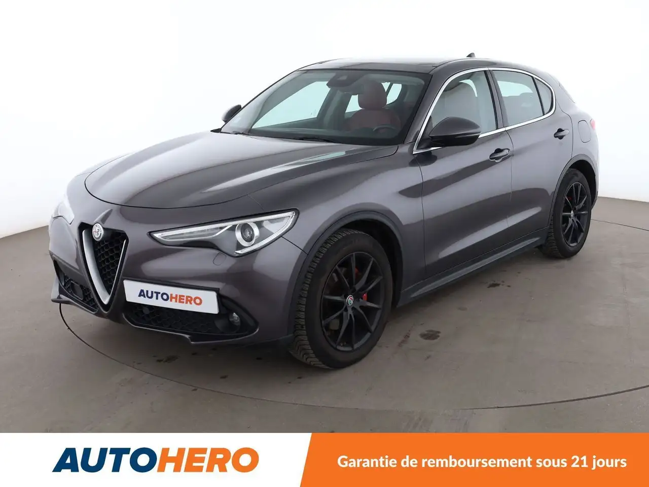 Alfa Romeo Stelvio 2.2 Diesel Executive AT8 — photo 1 of 39