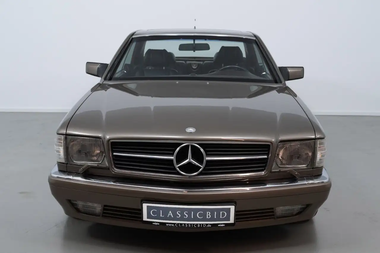 1986 Mercedes-Benz Andra 500 SEC (126 C), photograph 3