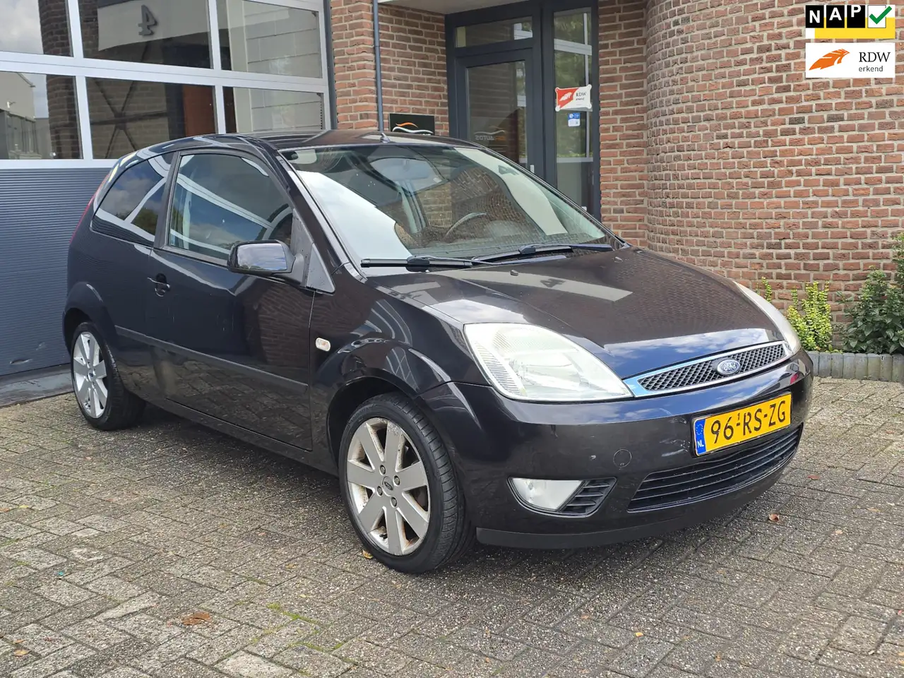 Ford Fiesta 1.3 Futura Apk |Nap |Lm Velgen — photo 1 of 17