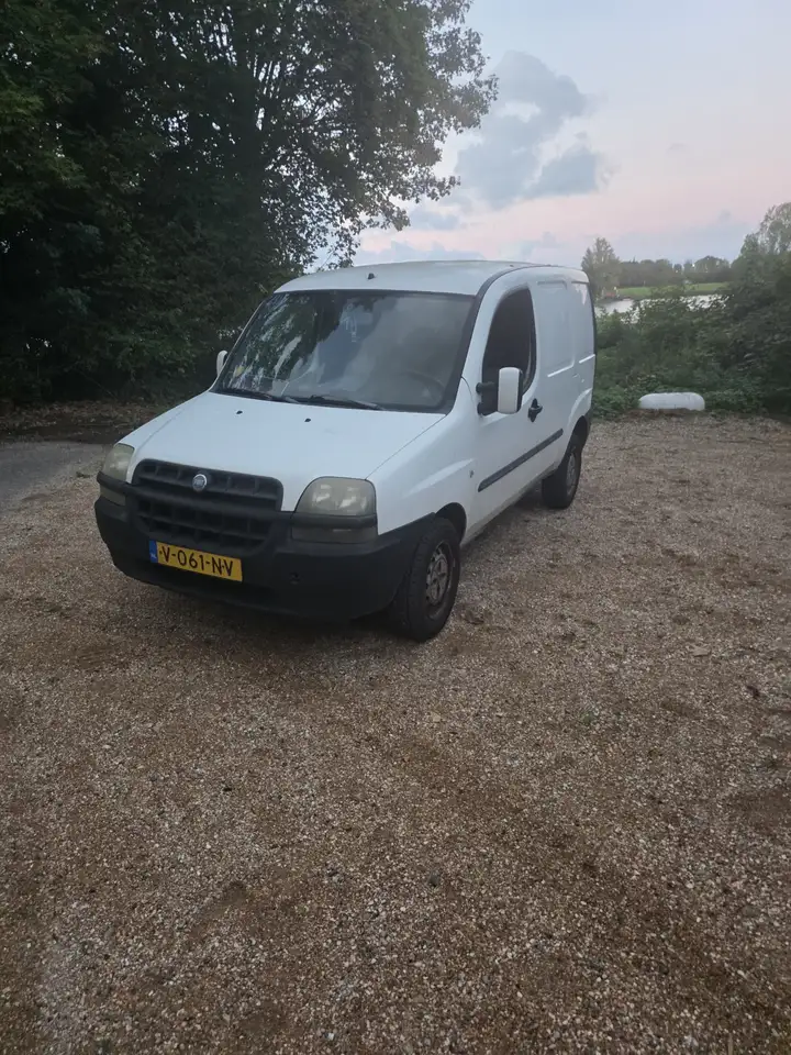 Fiat Doblo SX — photo 1 of 8