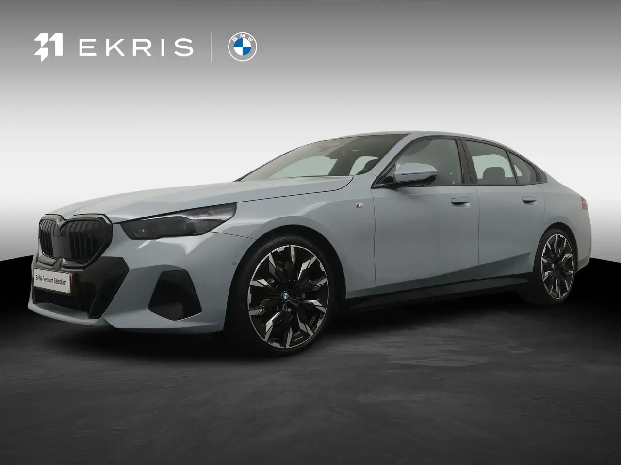 BMW 520 5-serie 520i M Sport Pro | Glazen Panoramadak | Tr — photo 1 of 29