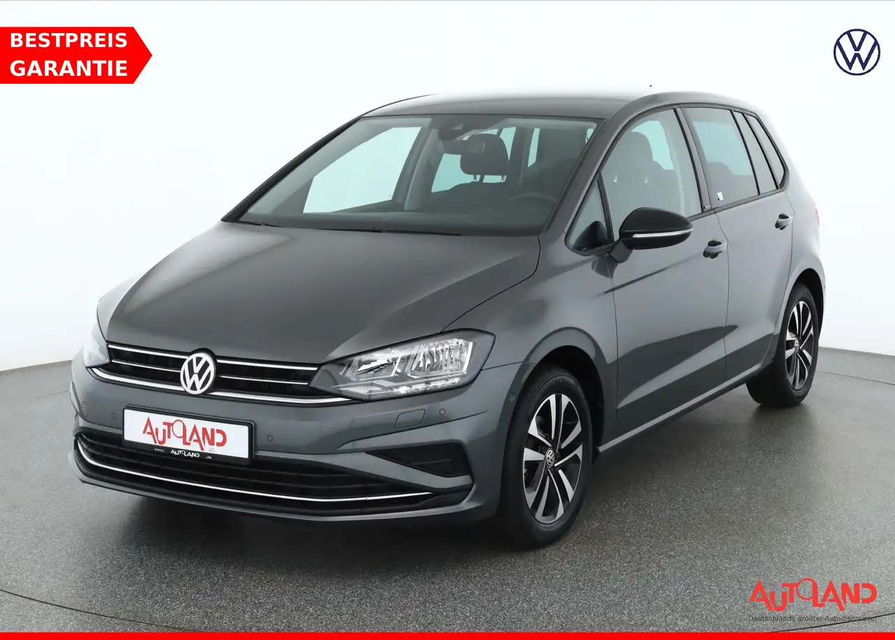 Volkswagen Golf Sportsvan 1.0 TSI IQ.DRIVE Kamera ACC — photo 1 of 30