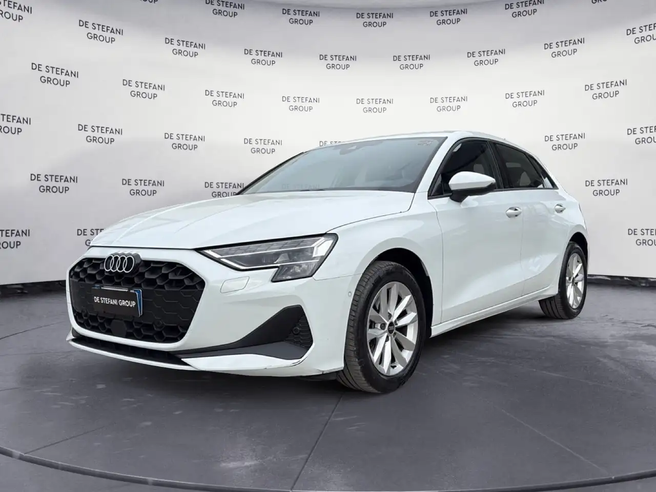Audi A3 A3 Sportback 2.0 tdi Business 116cv — photo 1 of 15